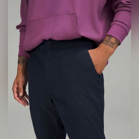 Lululemon Men’s ABC Jogger ~ Medium - Picture 4 of 12